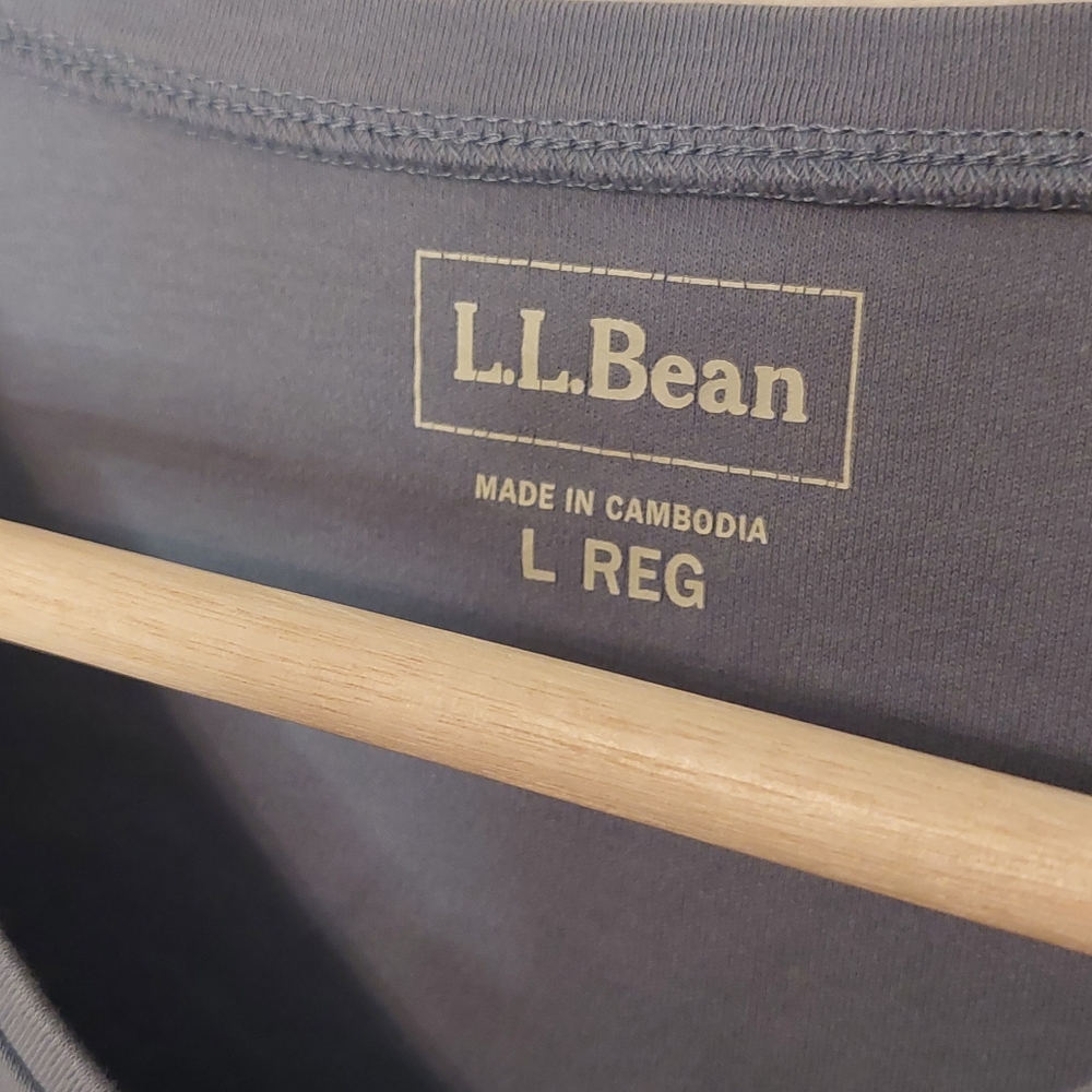 L.L.Bean Light Blue Half Sleeve Shirt - Picture 2 of 3
